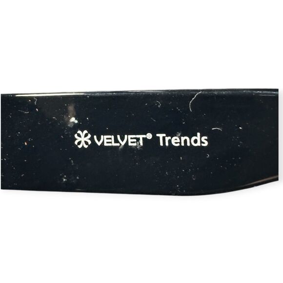 Velvet Cateye Chelsea Sunglasses Black Frame Gray Lenses Oversized w/ Lenses main image 6